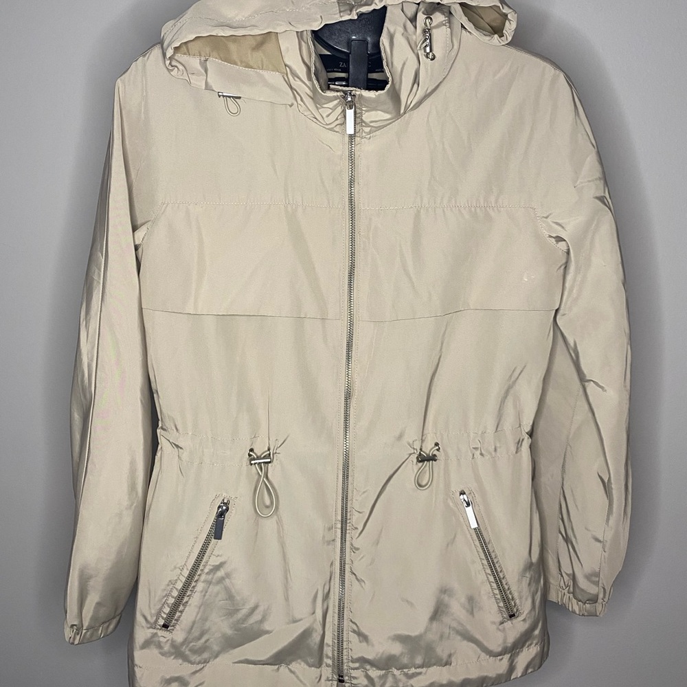 Zara rain jacket Small